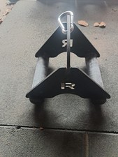 Rogue Monster Grip Triangle